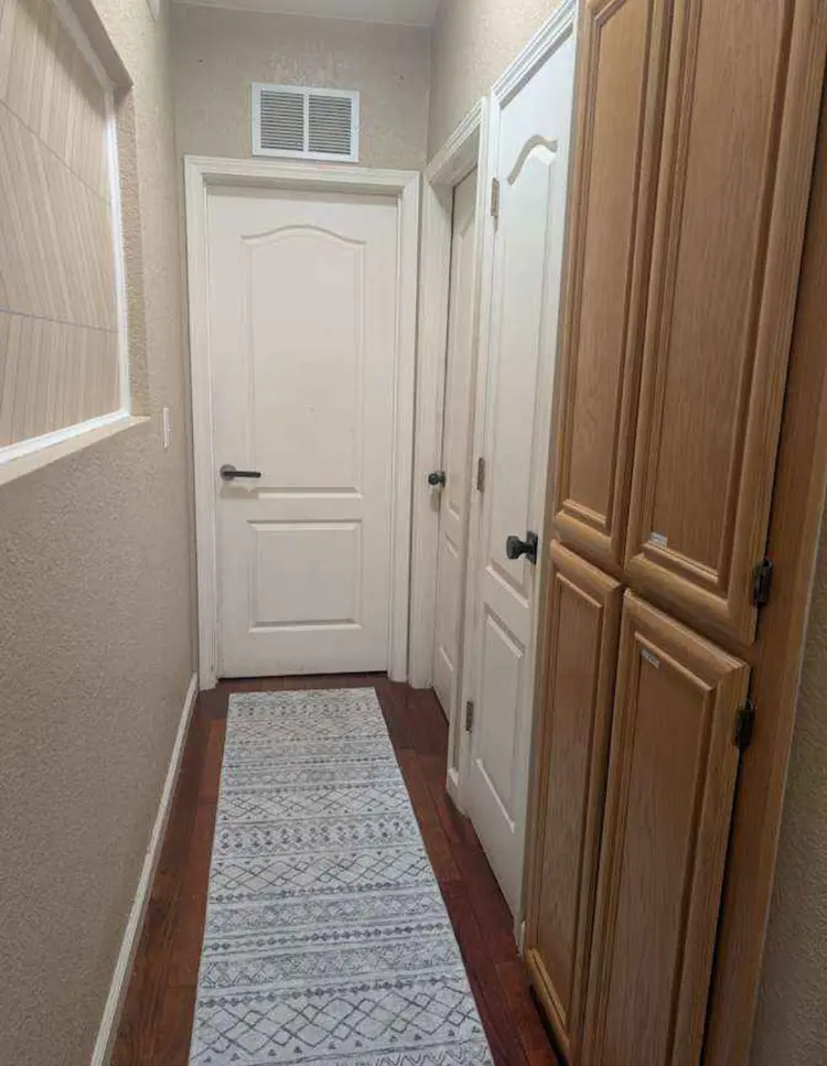 Furnished Room + utilities included