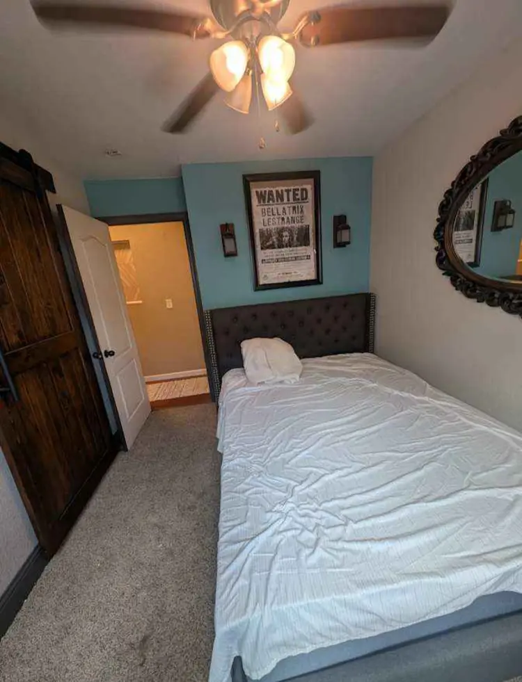 Furnished Room + utilities included