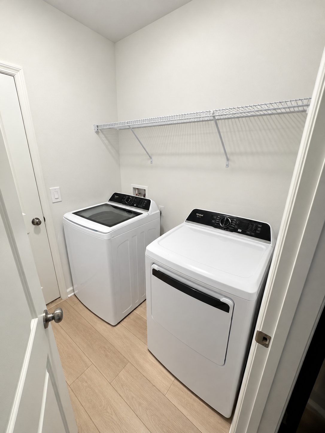 Furnished rooms for rent