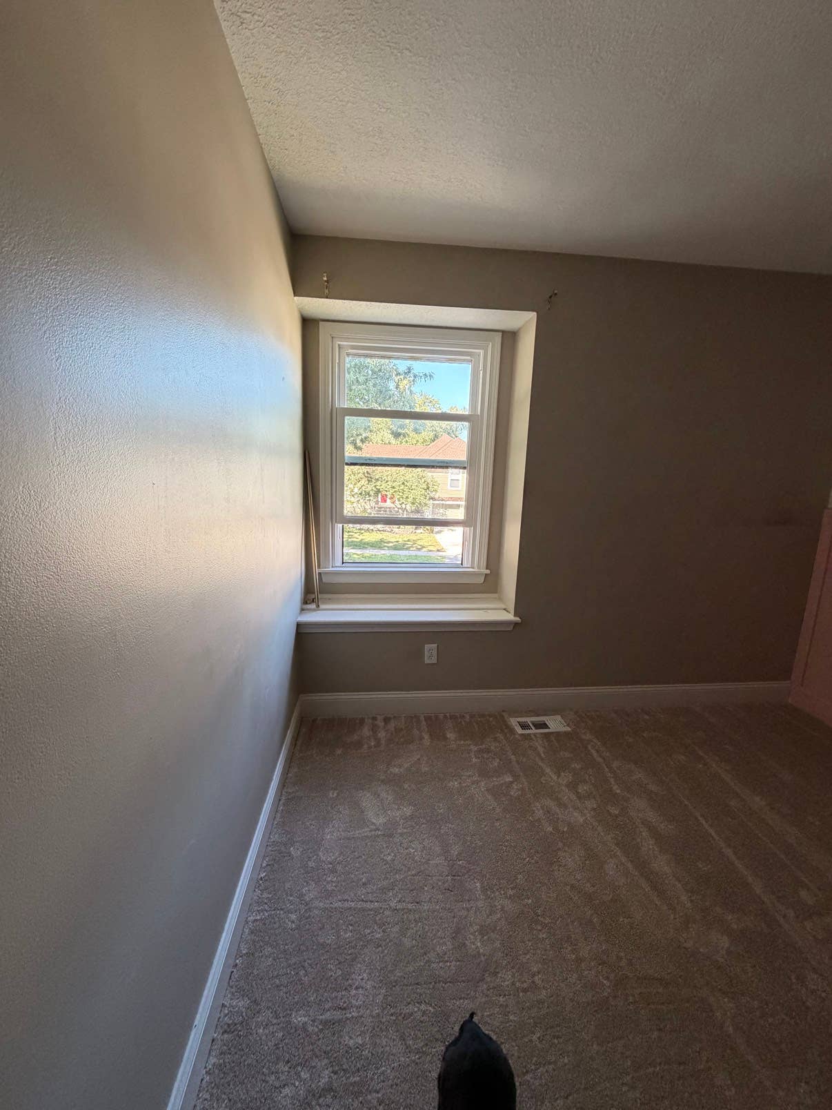 1BR, utilities included in Olathe