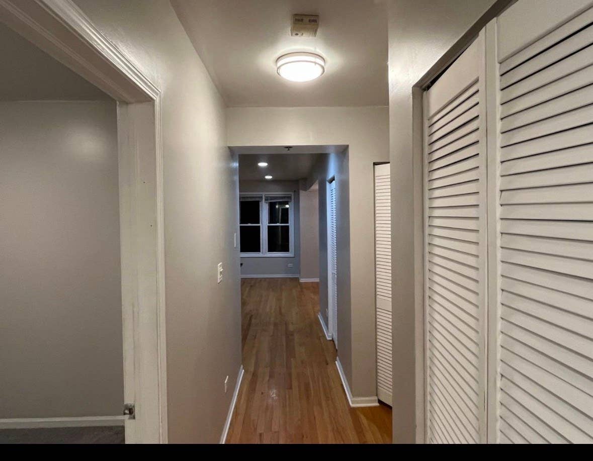 Beautiful EvanstonIL apartment