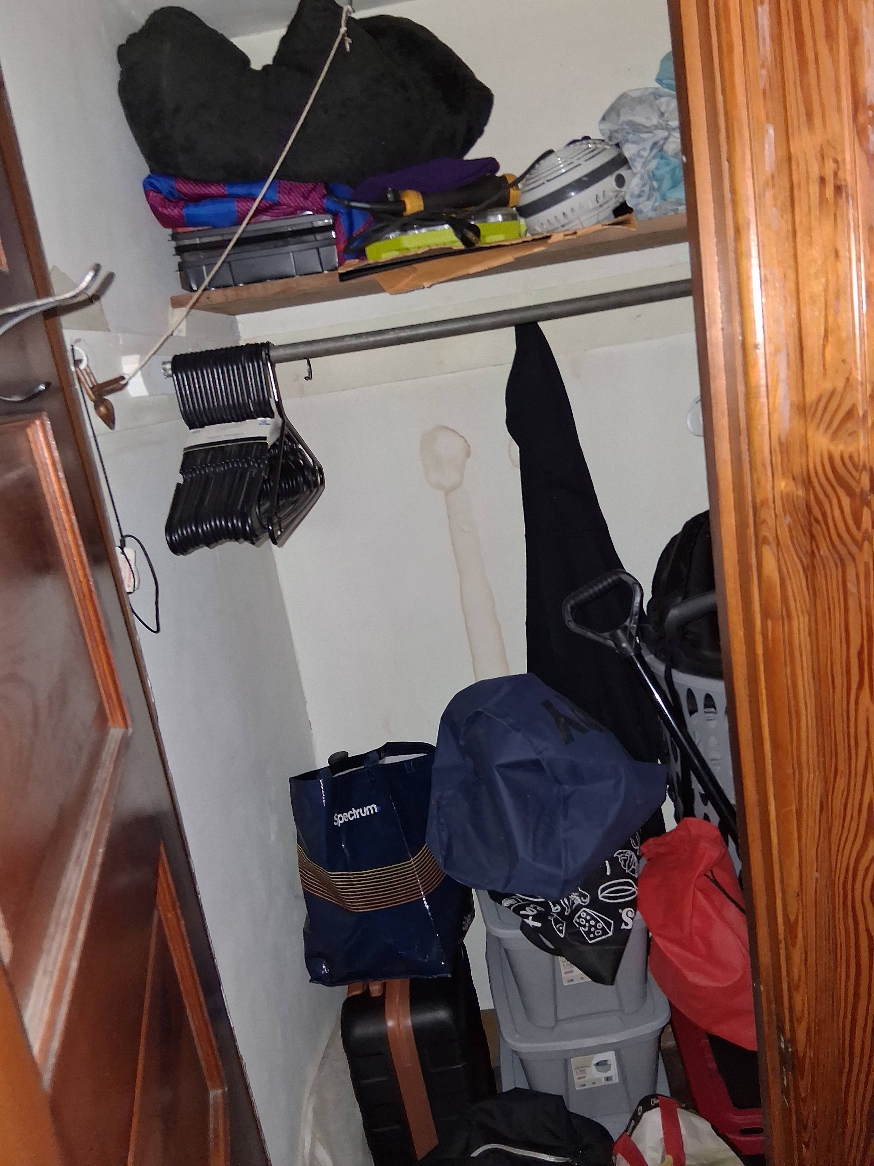 Mid sized room for rent