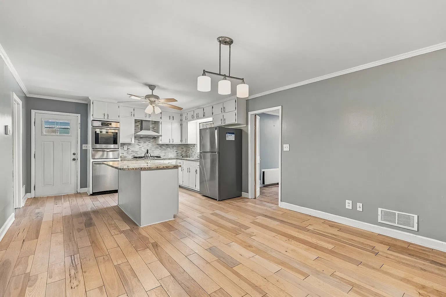 4 BR in East Point