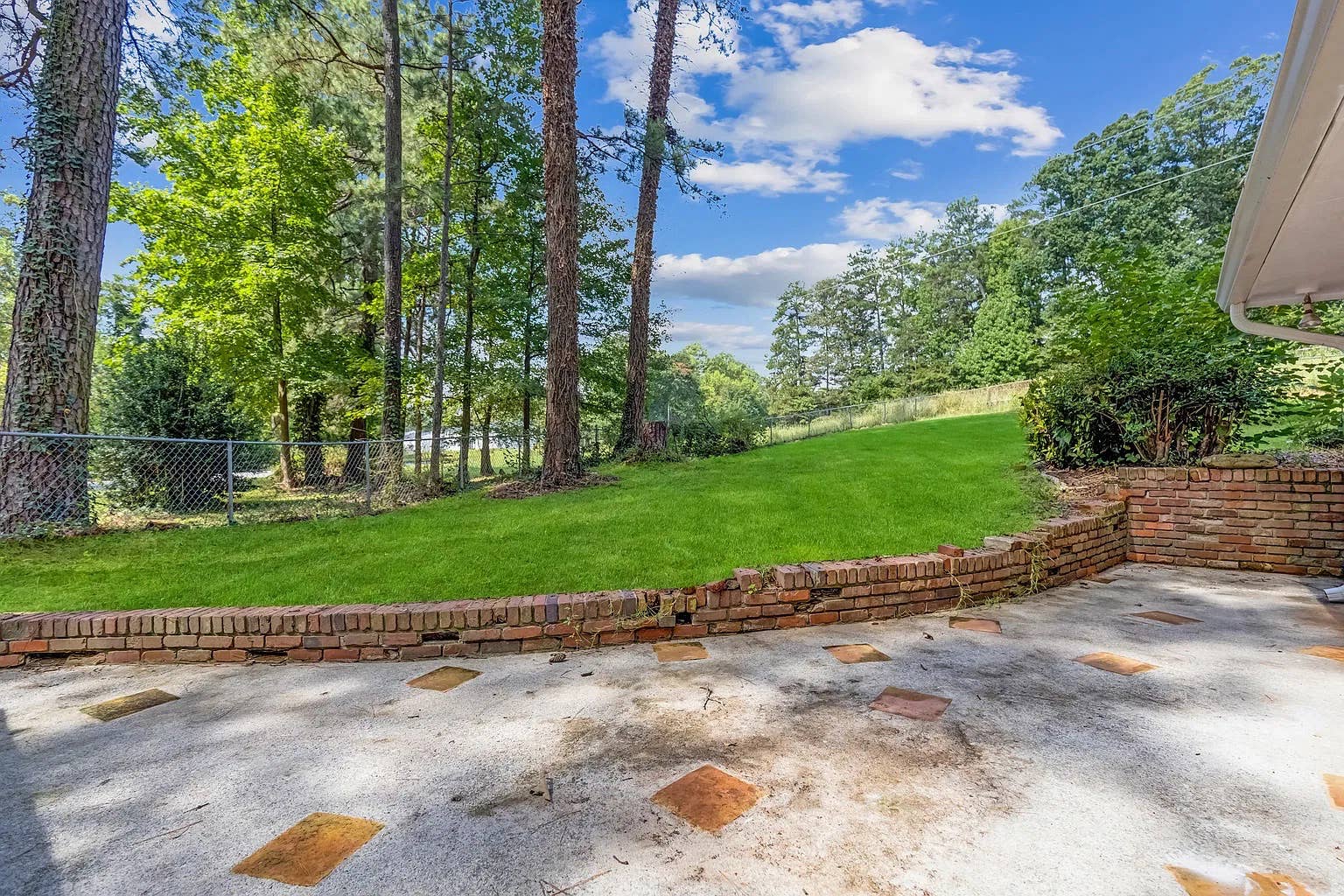 4 BR in East Point