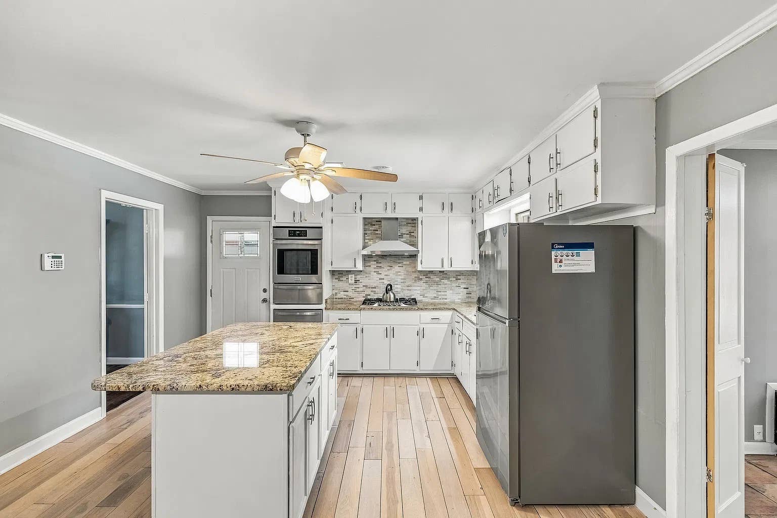4 BR in East Point