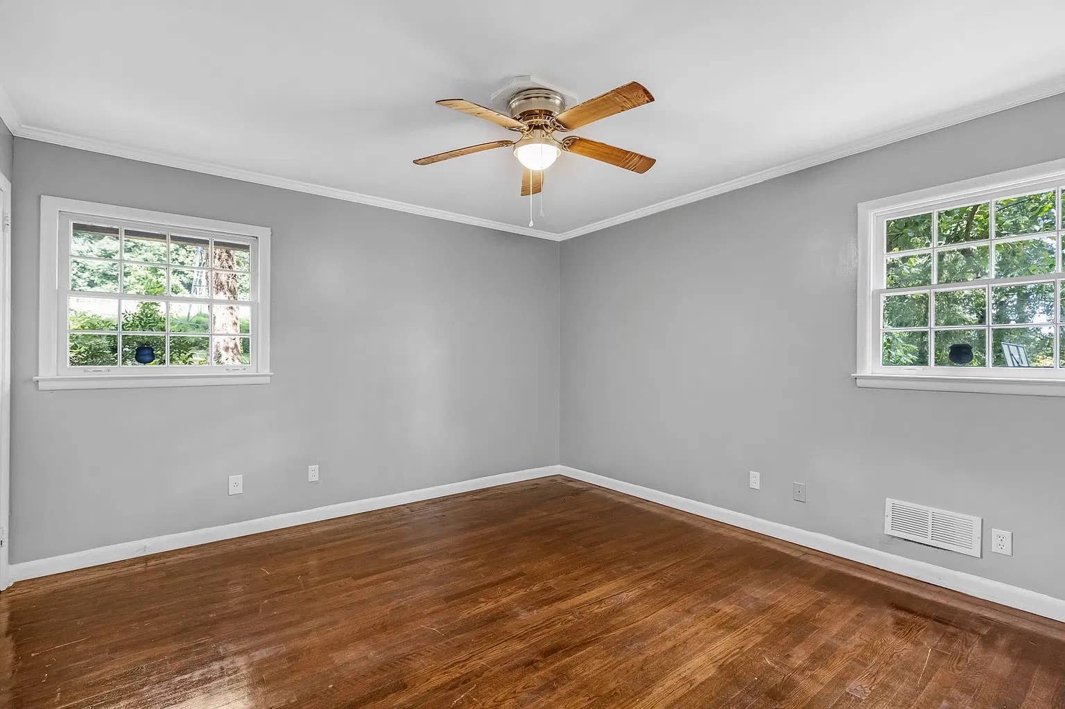 4 BR in East Point