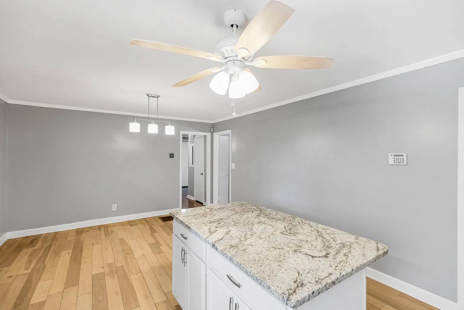 4 BR in East Point