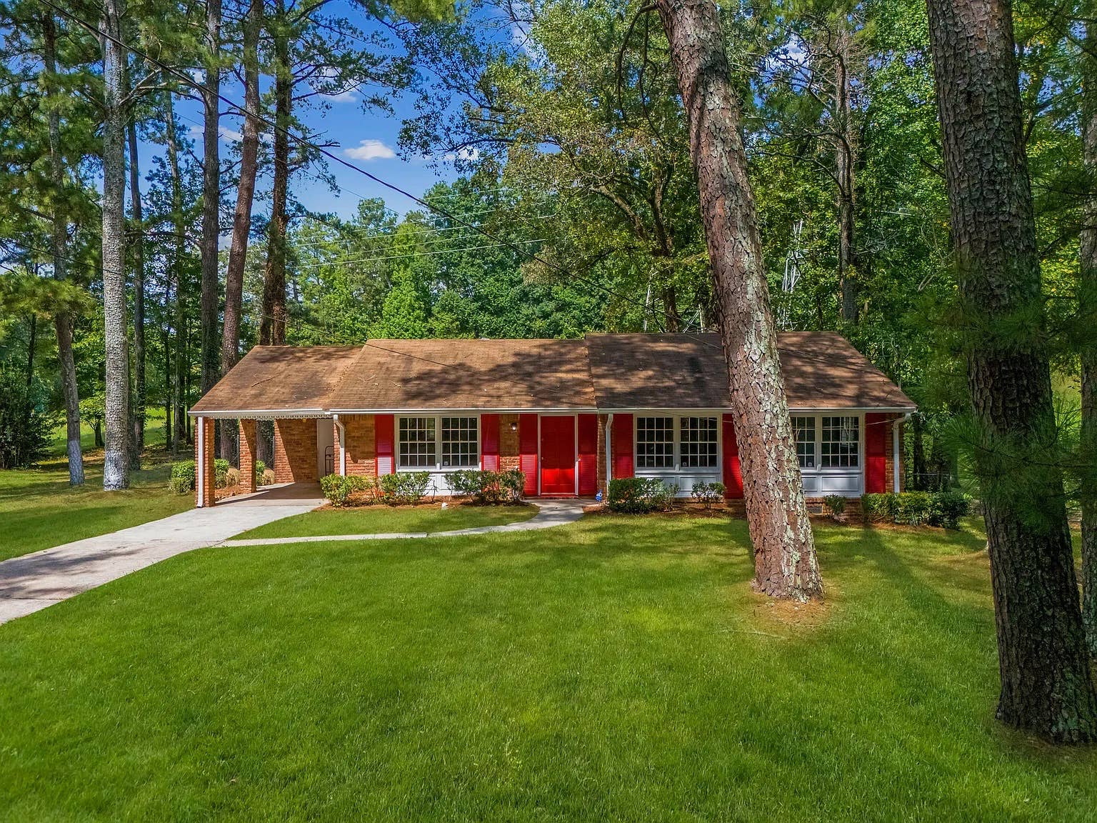 4 BR in East Point