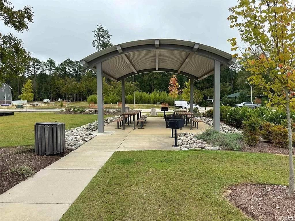 3 BR in Raleigh