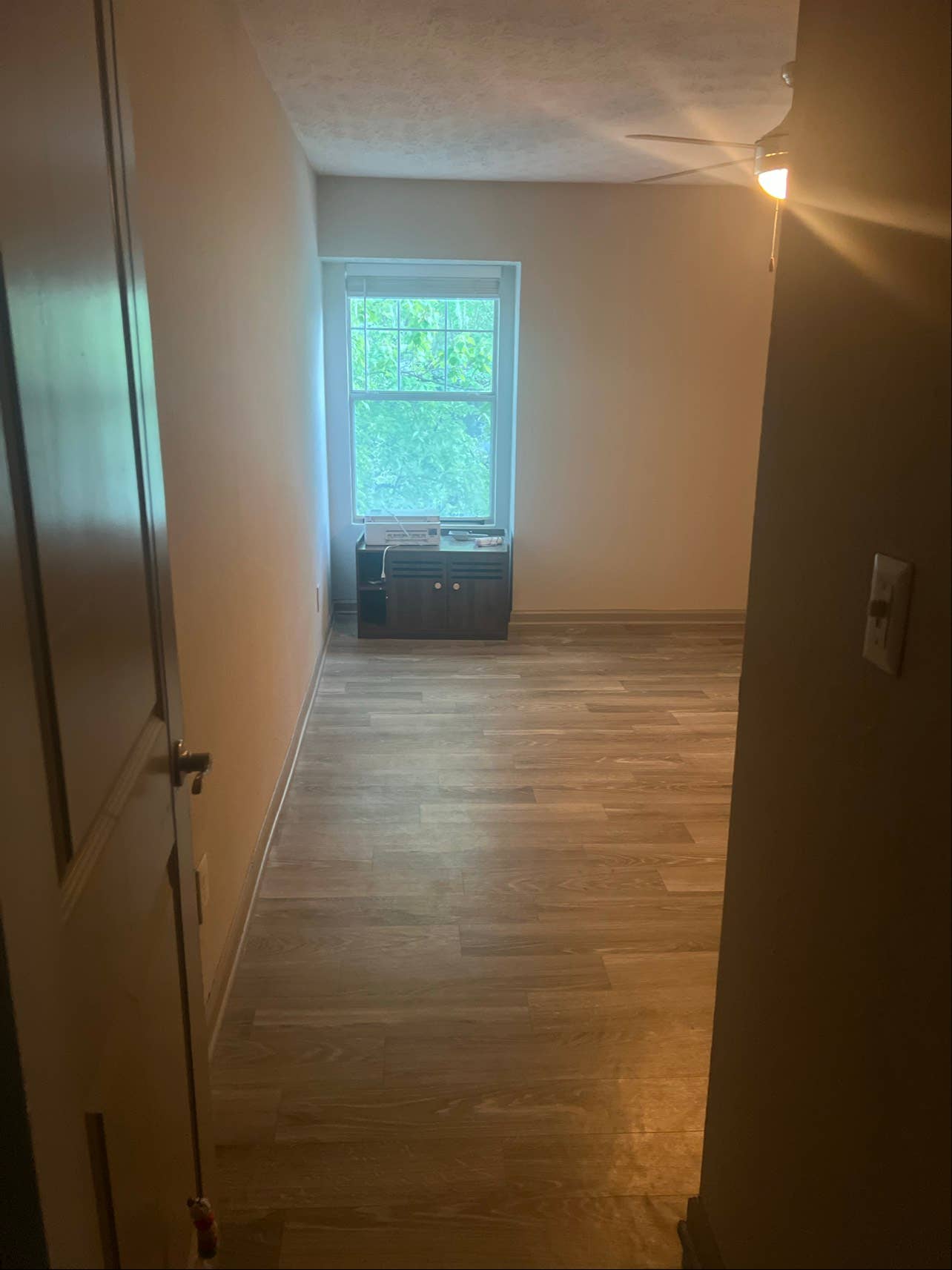 2b 2b room available