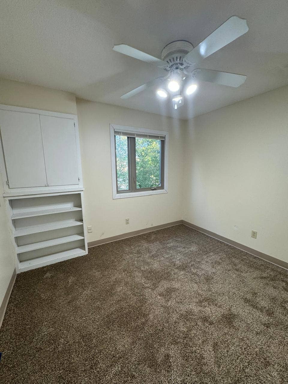 Spring 2027 sublease in West Ames!