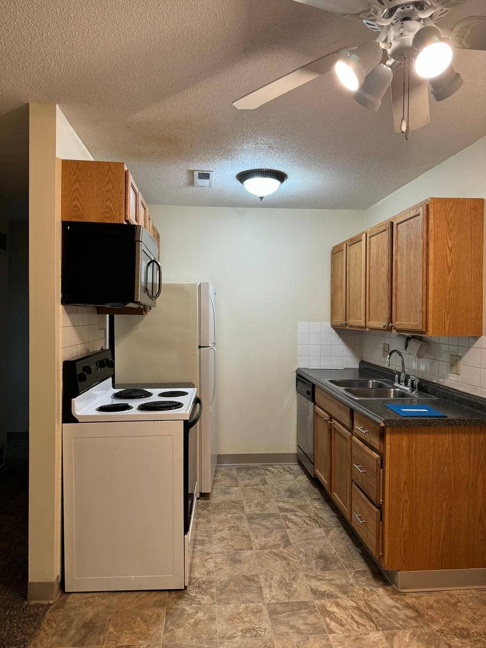 Spring 2027 sublease in West Ames!