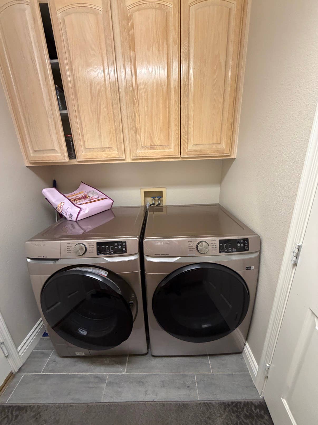 Furnished room $850 all utilities