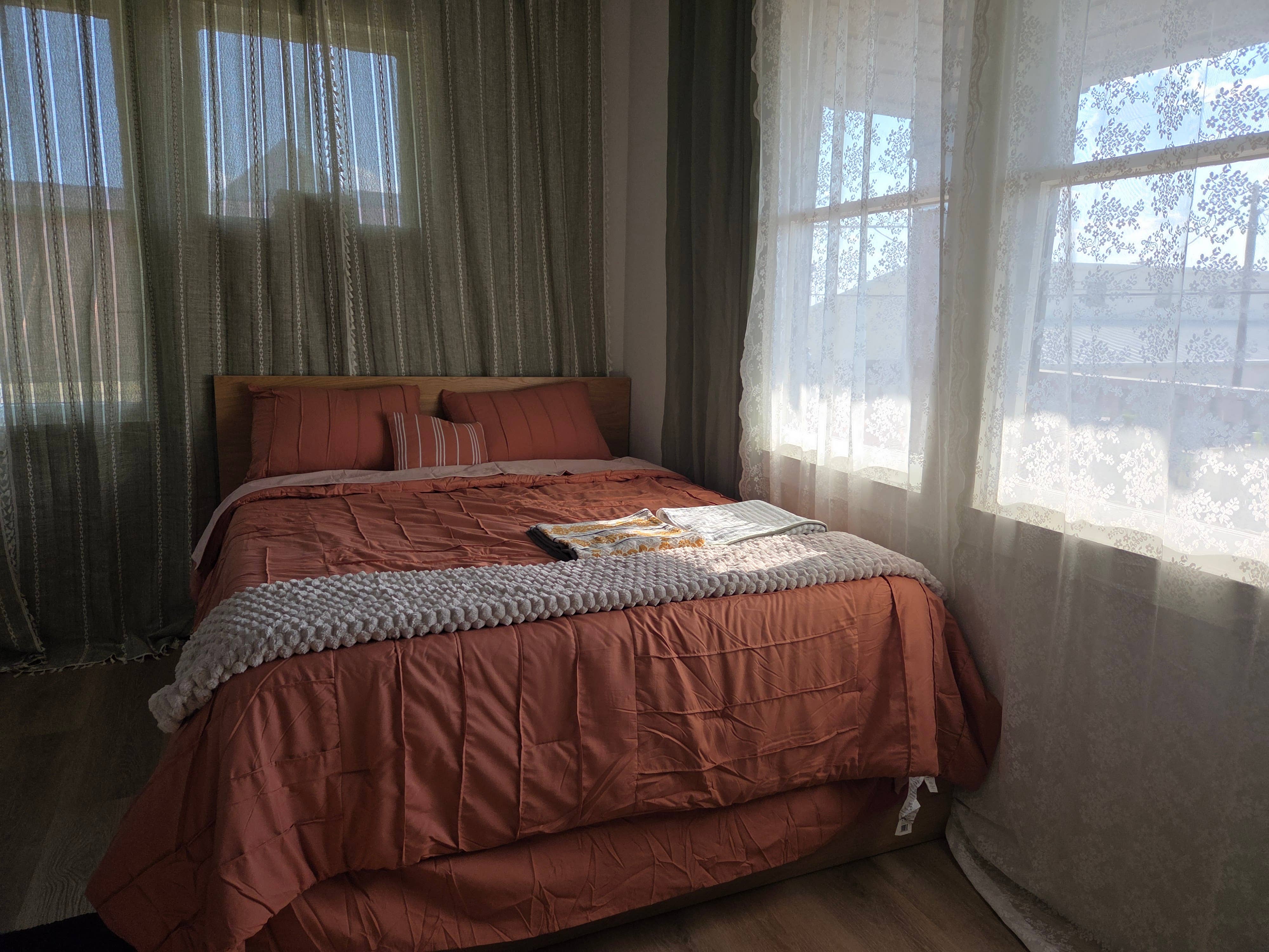 Furnished Room - Utilities Included
