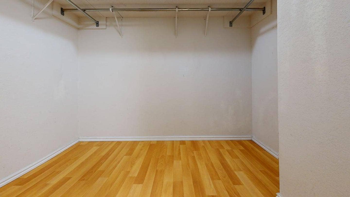 1 BR in Arlington