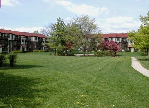 1BR/1BA -Madeira Apartments