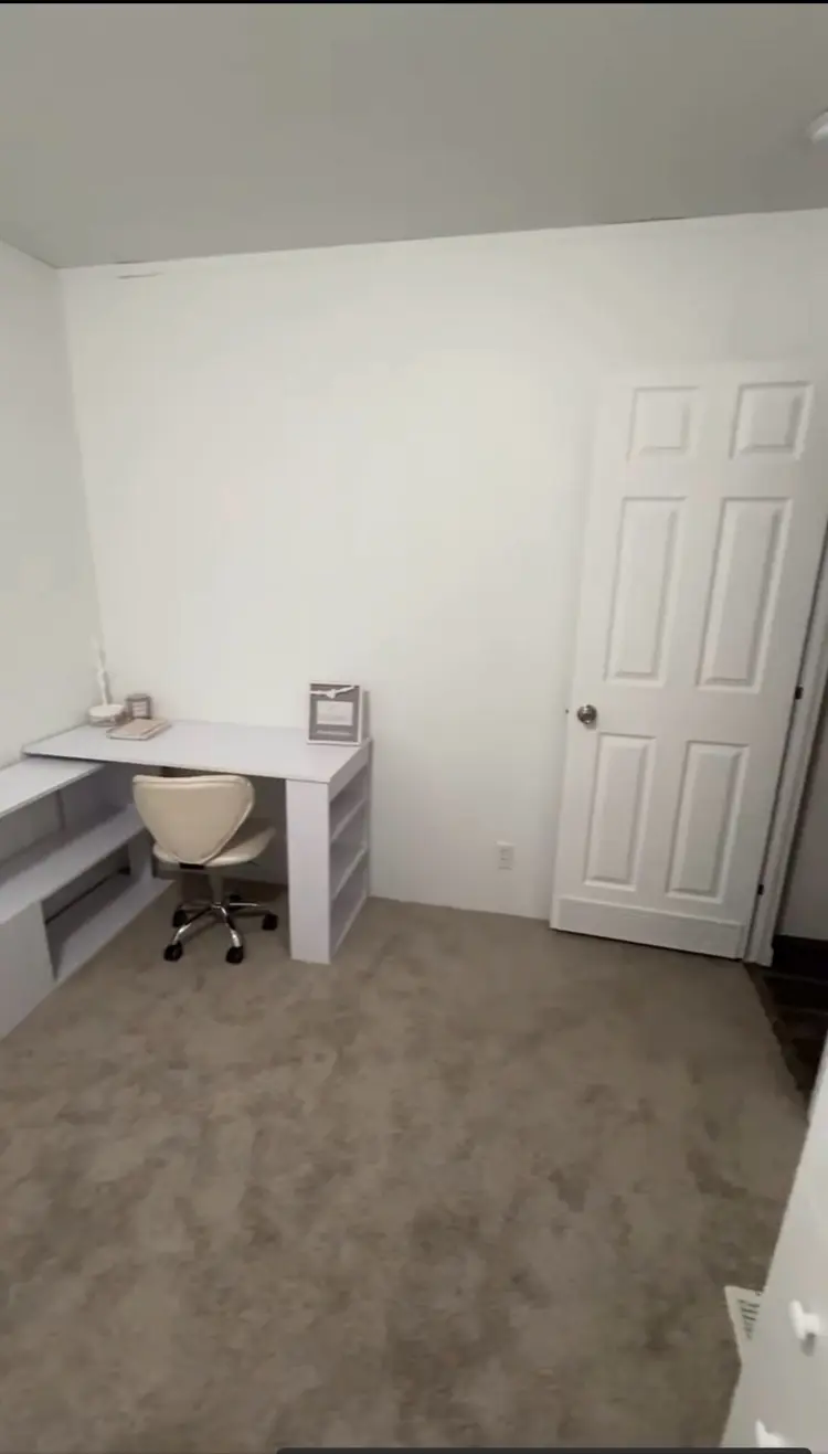 Private Room & Bathroom for Rent:)