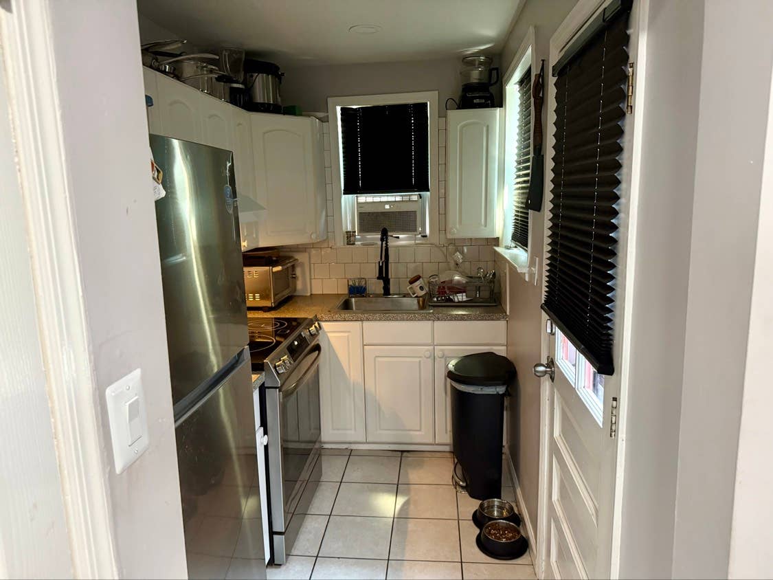 1 bedroom in shared house.
