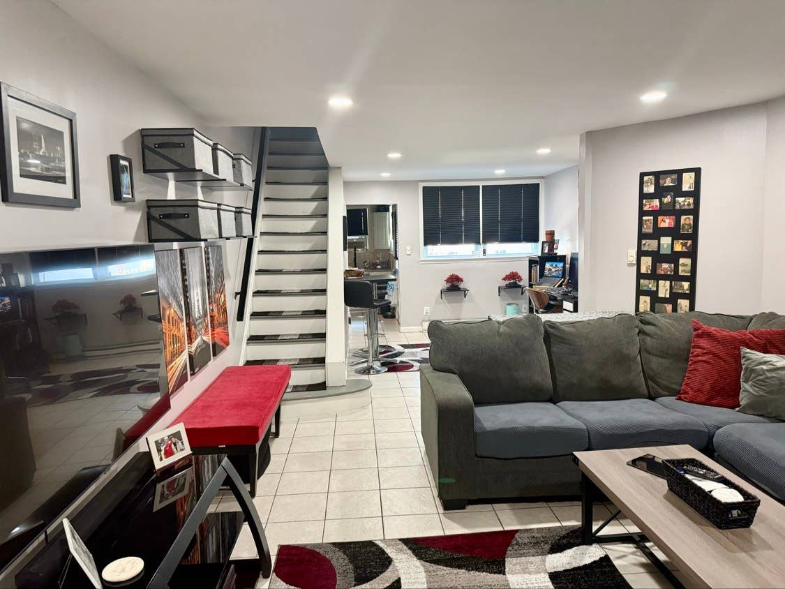1 bedroom in shared house.