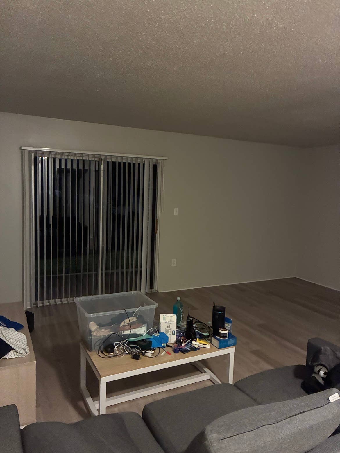 1B1B apartment available