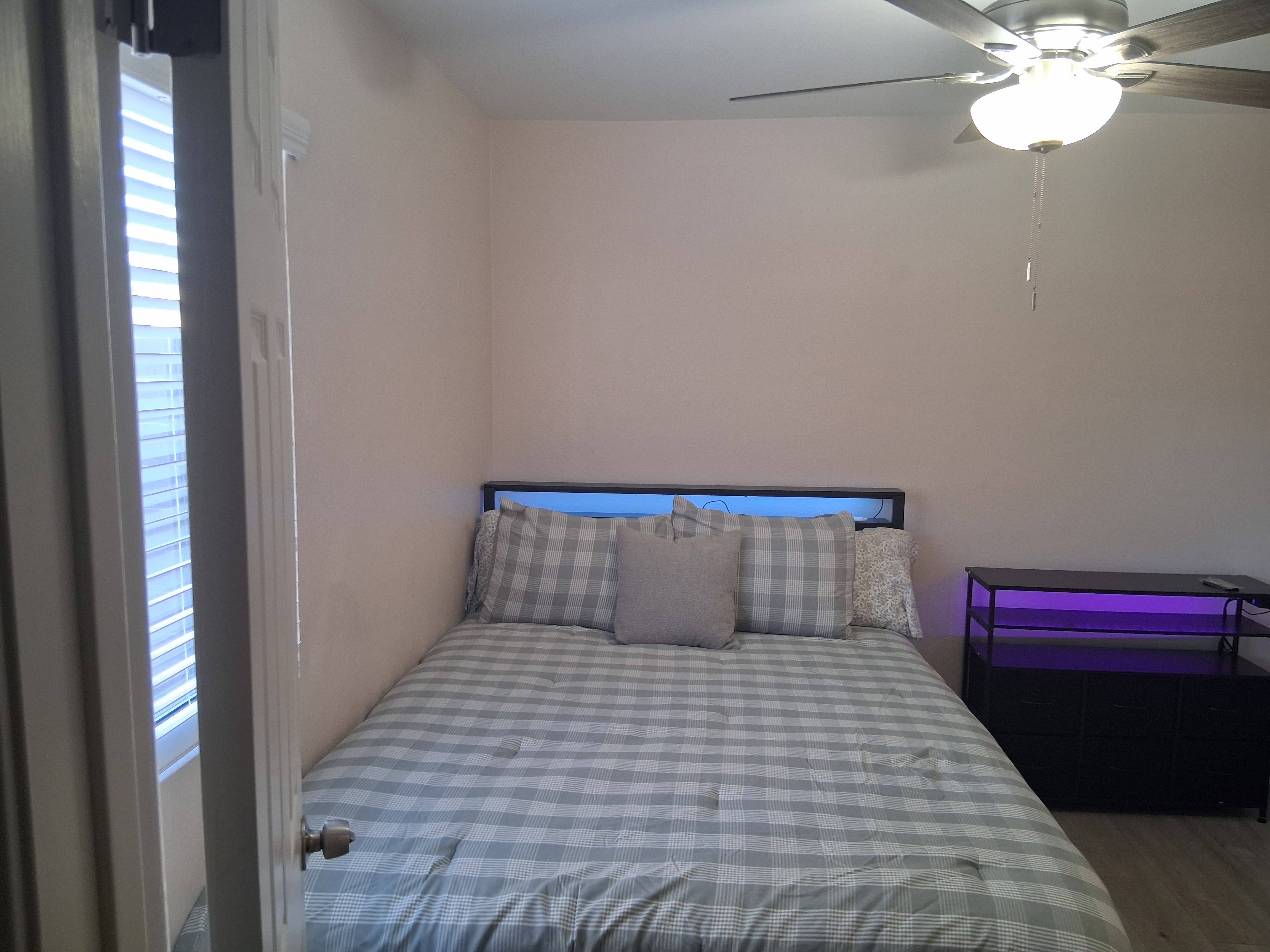 Private RoomBath $1000 all include