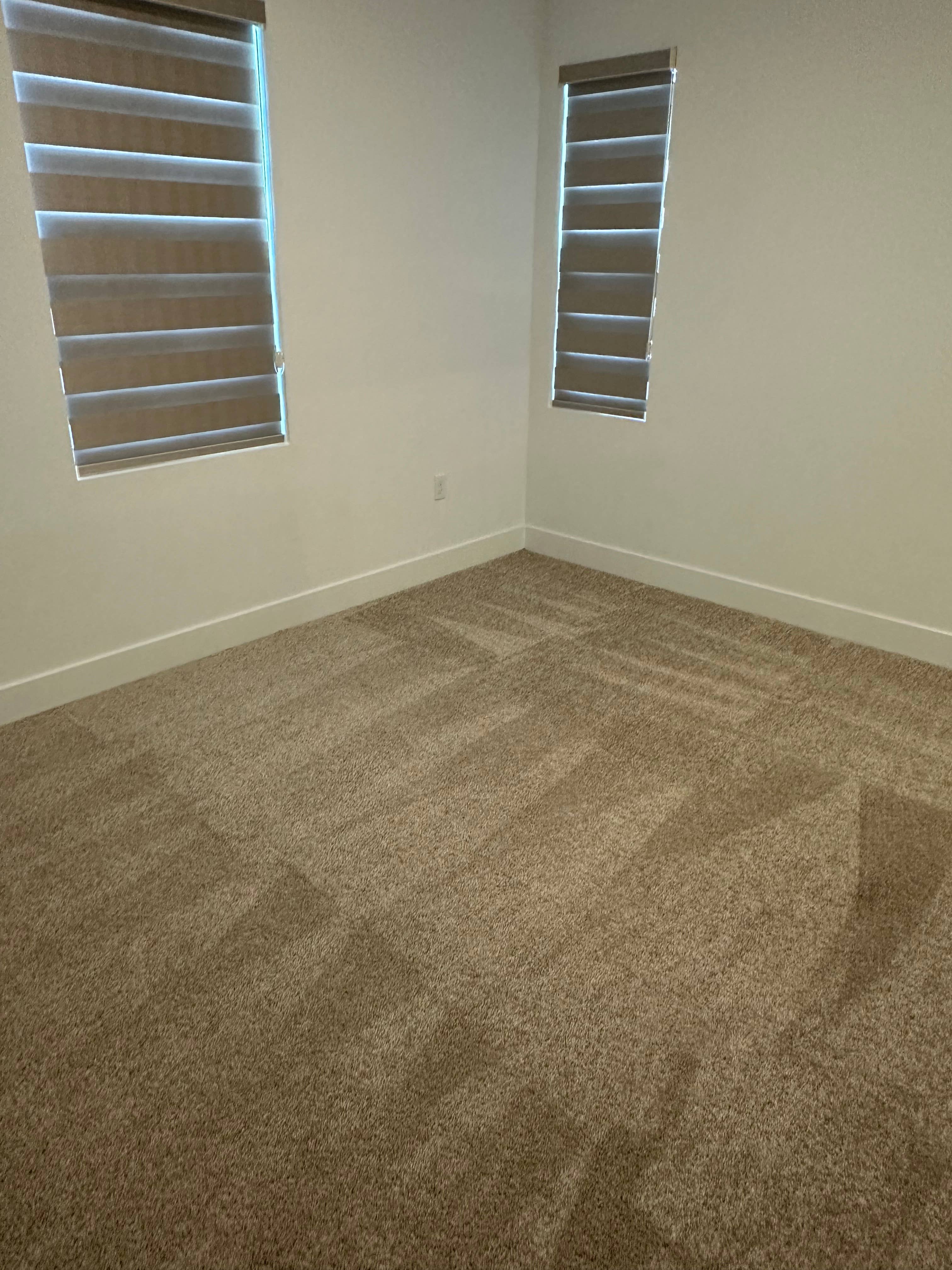 Single room available for rent