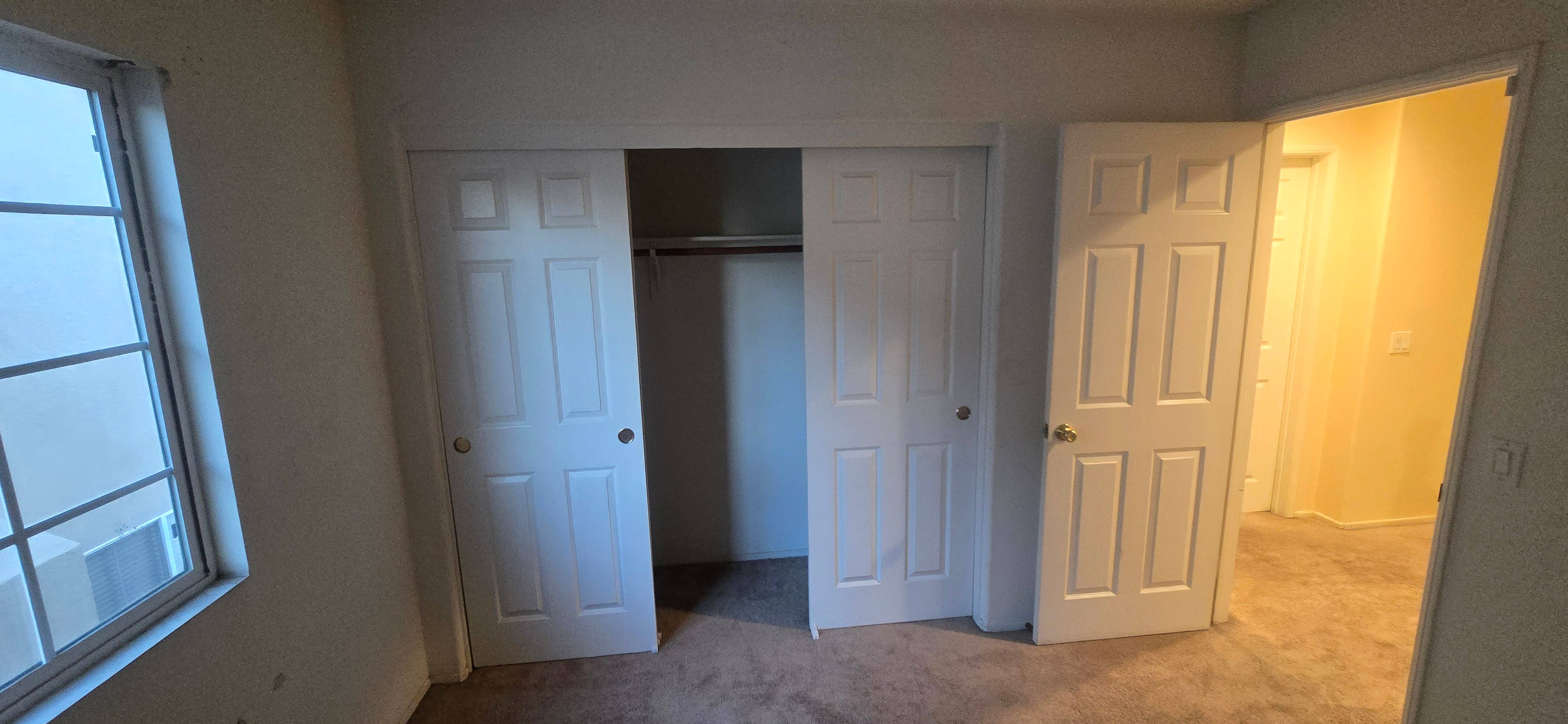 $1100 utilities included