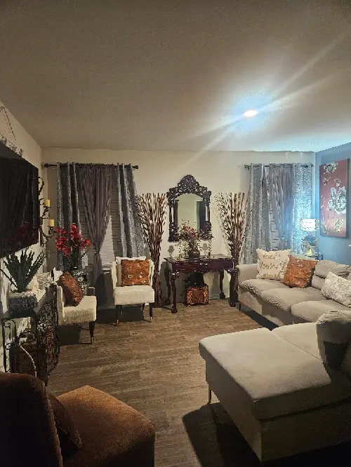 Cozy room looking for a renter 800
