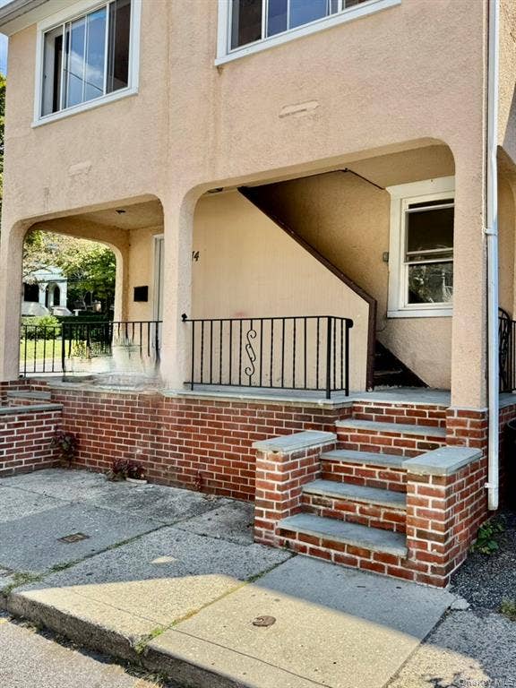 Westchester NY 2 family home