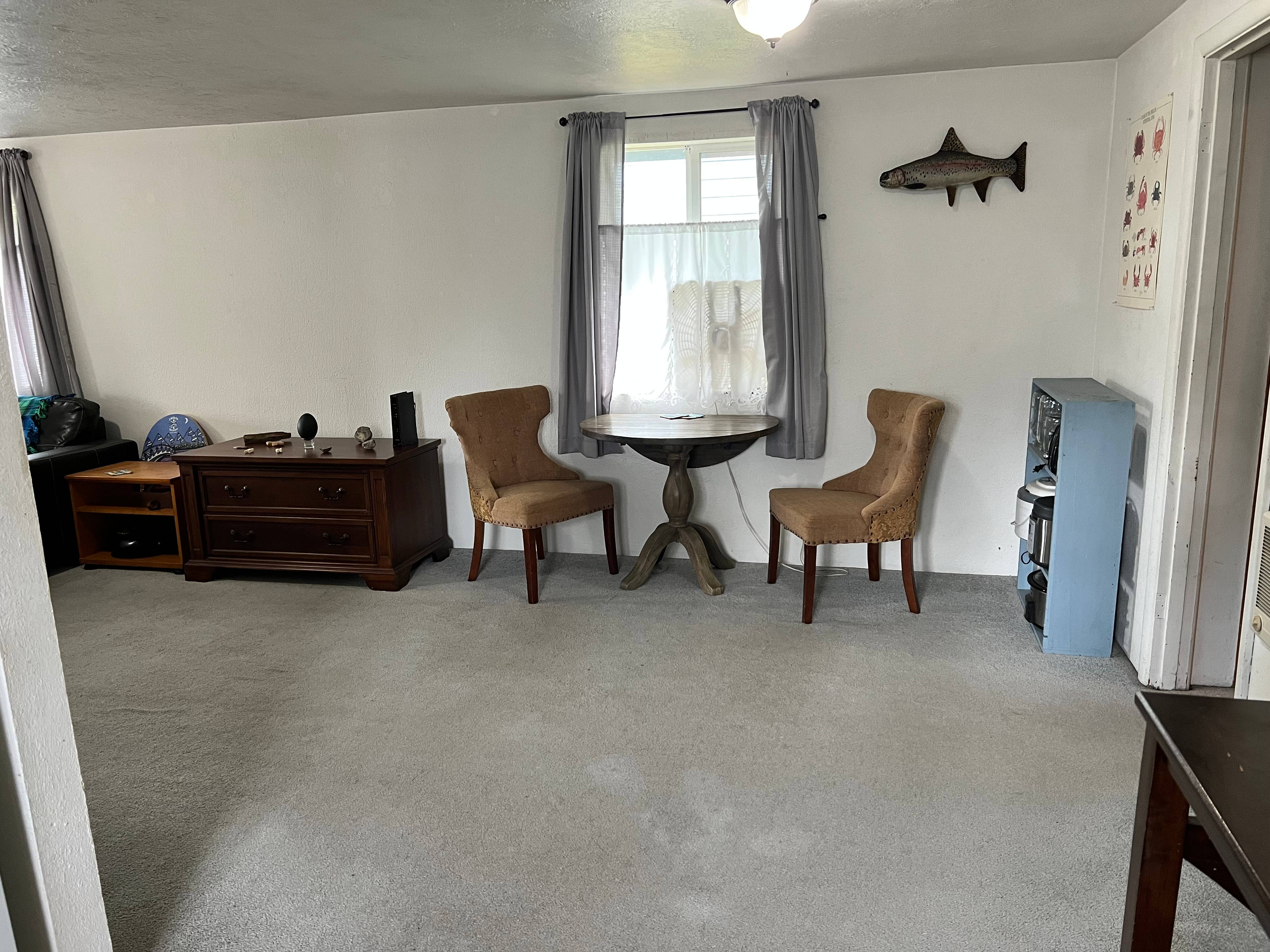 $700 Nice Room — Available 11/1