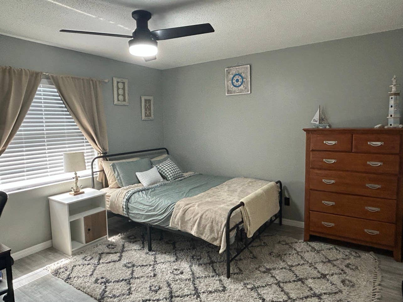Furnished Room - $850 flat fee