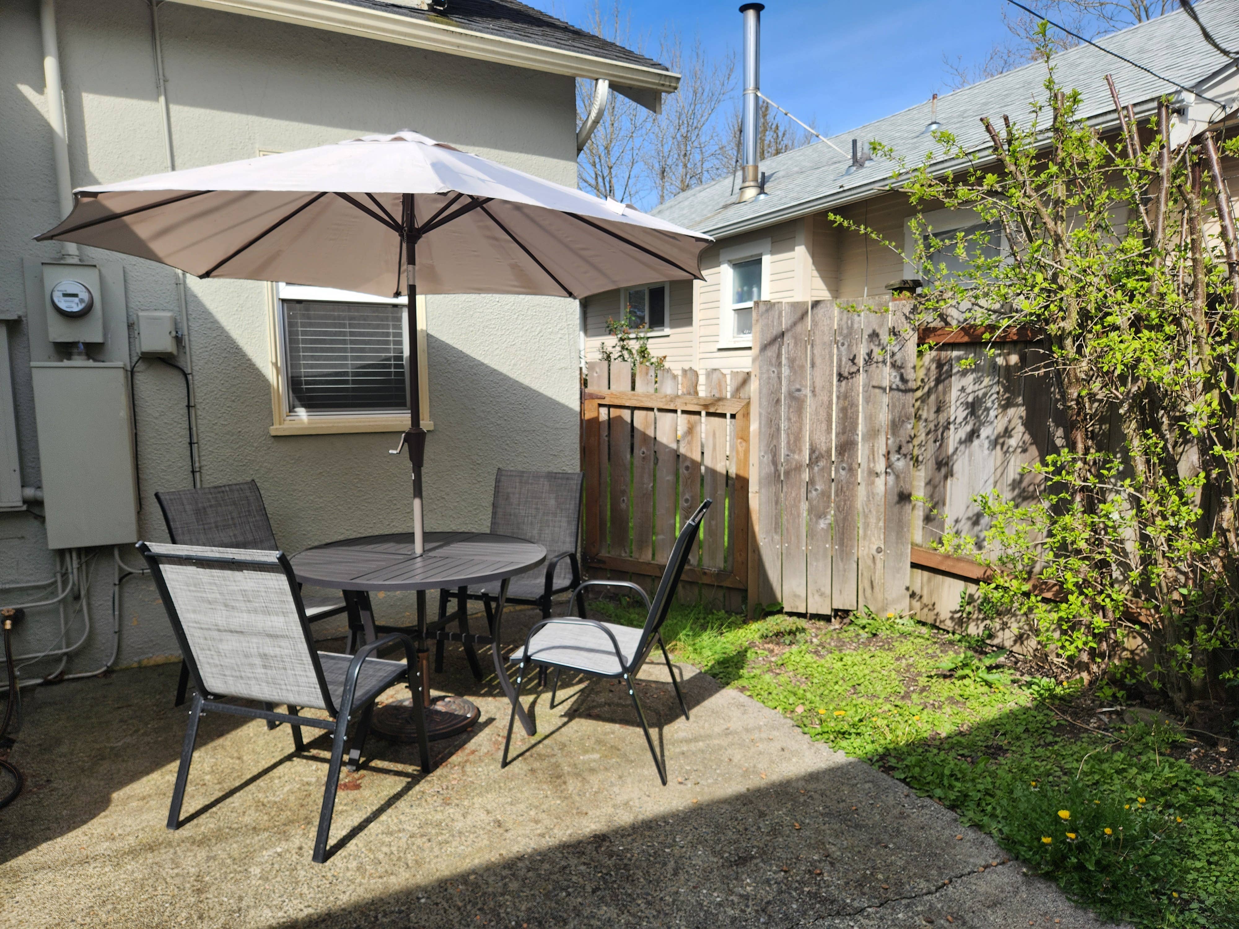 1 BR in 3 BR N. Tac house for rent