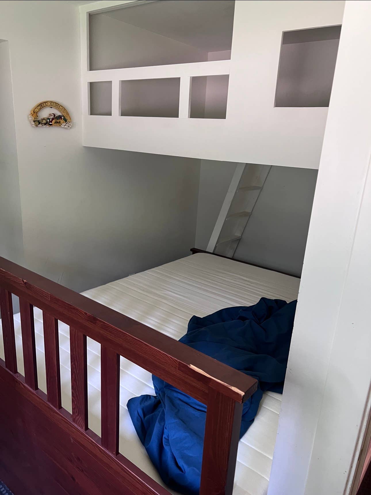 2 private rooms for rent