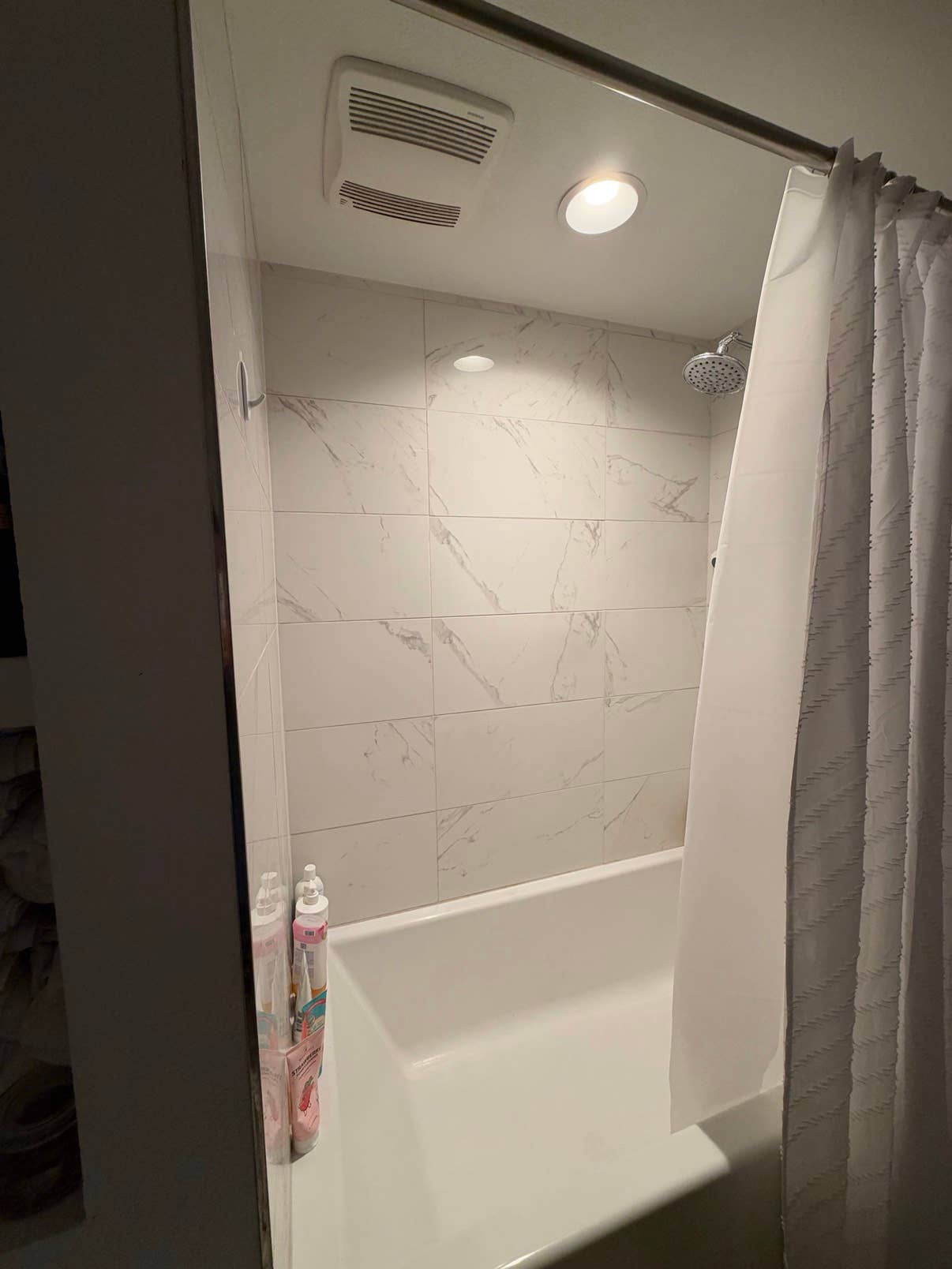 1 room for rent