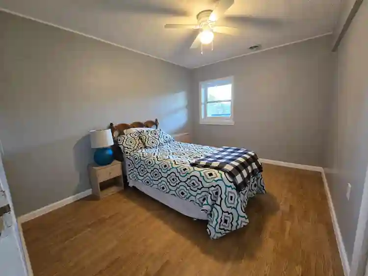 Rooms for rent - church hill, tn