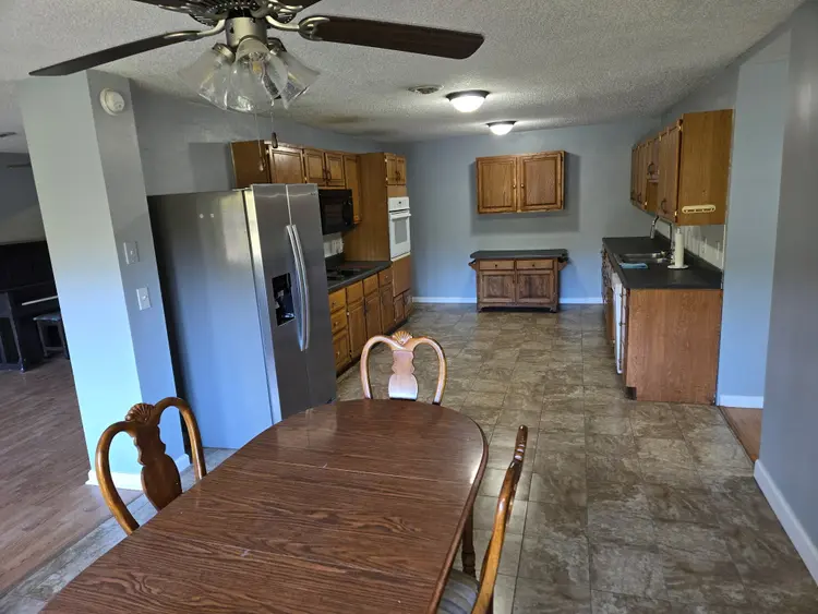Rooms for rent - church hill, tn