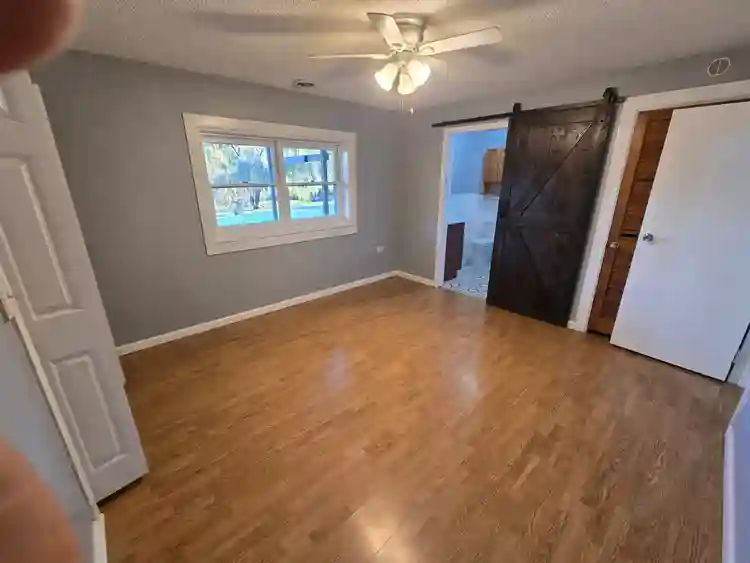 Rooms for rent - church hill, tn