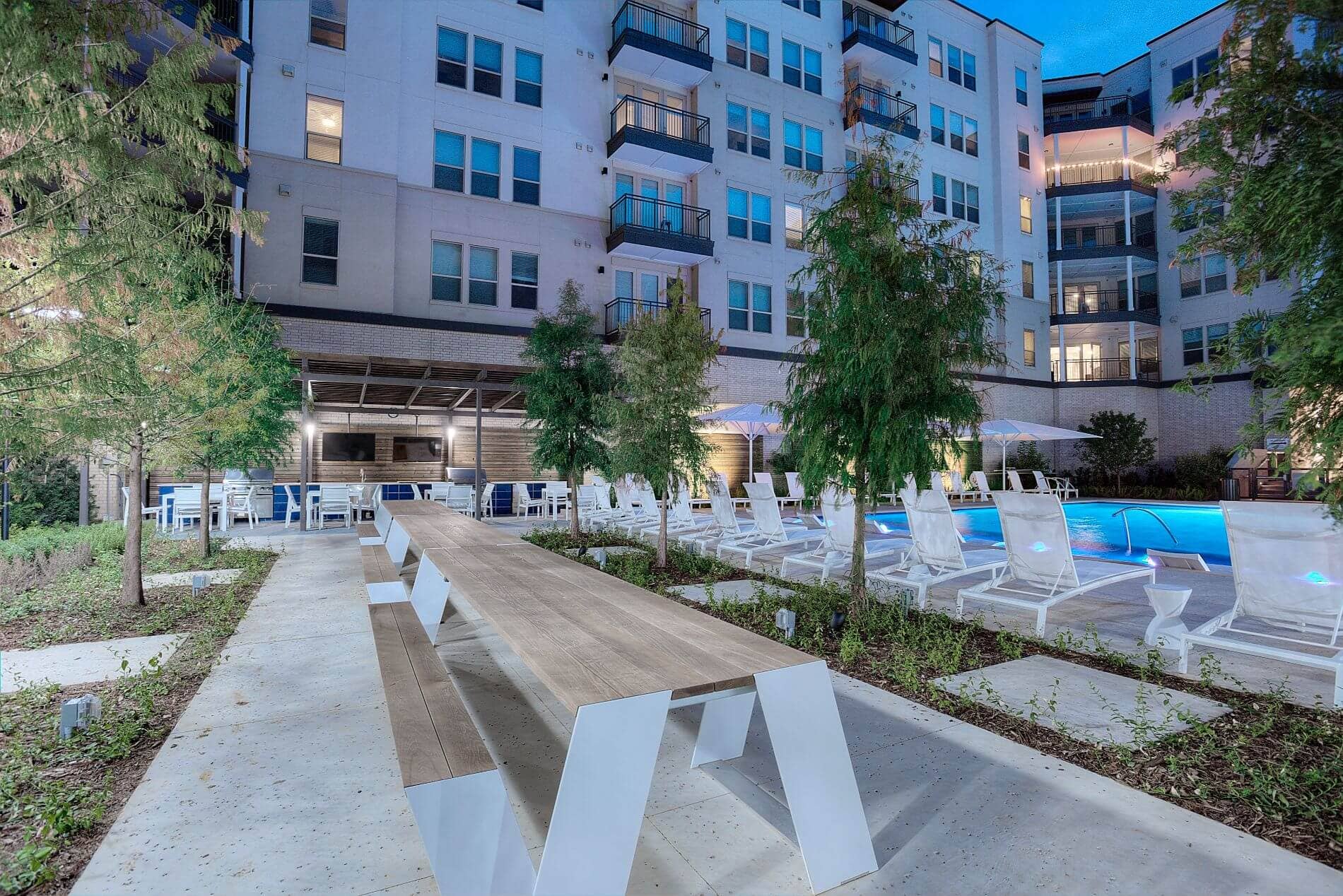 101 CENTER LEASE TAKEOVER —$629