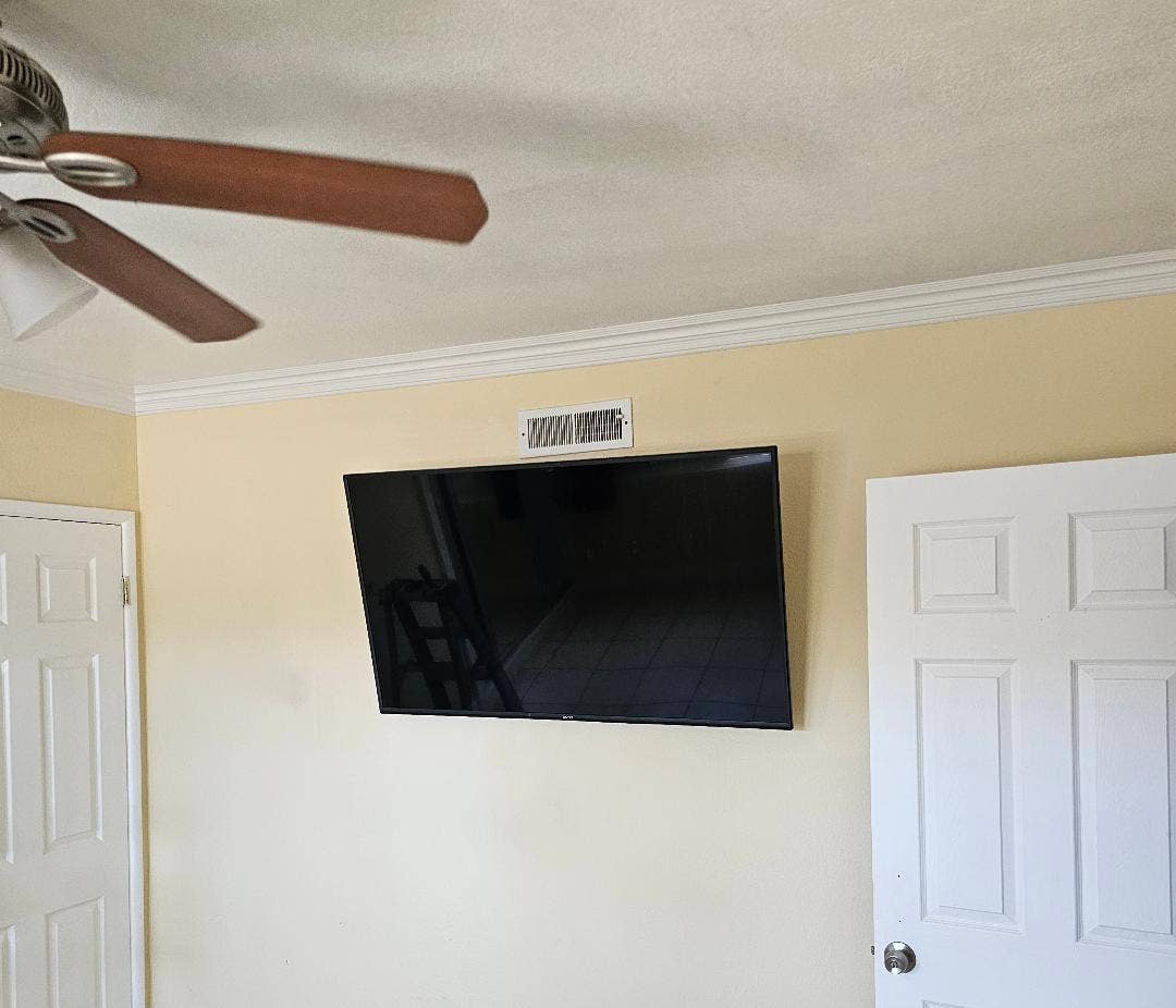 Room for Rent /$900 Month-