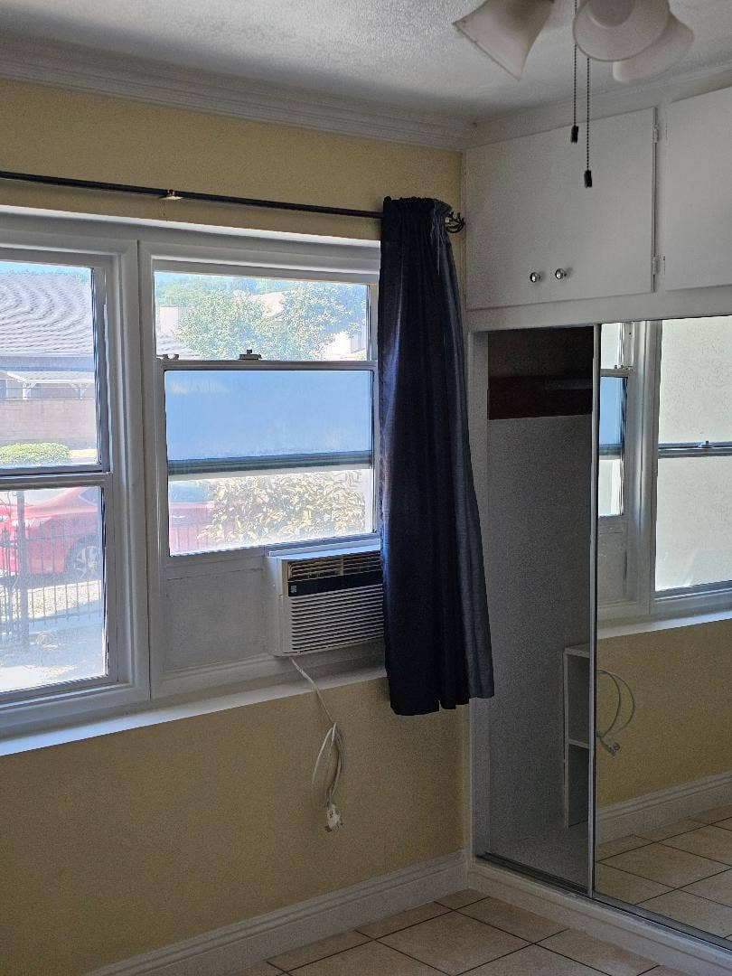 Room for Rent /$900 Month-