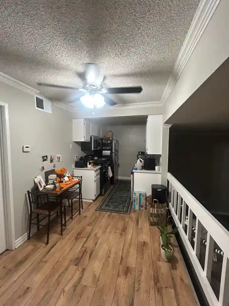 Looking for Roommate in Brea CA