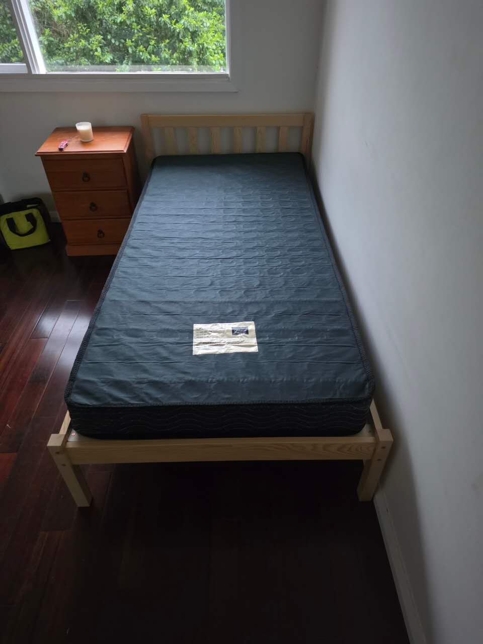 3rooms available to rent out