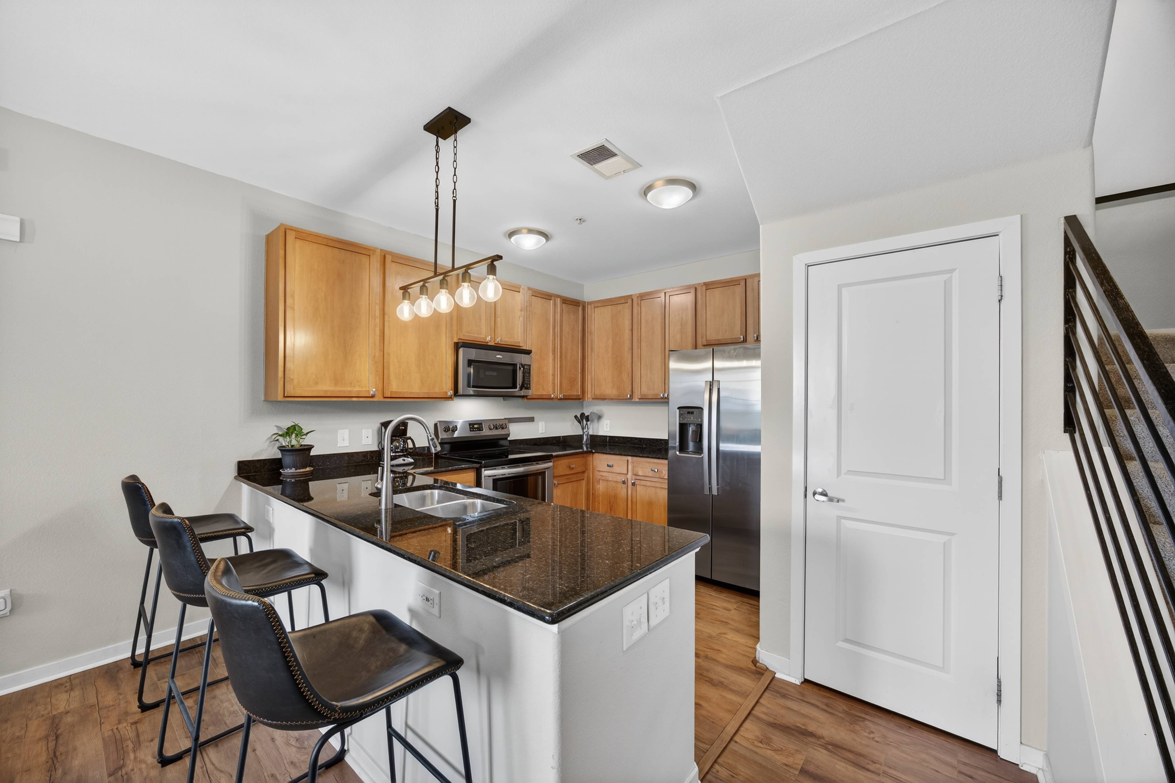 Fully Furnished Condo in Park Hill