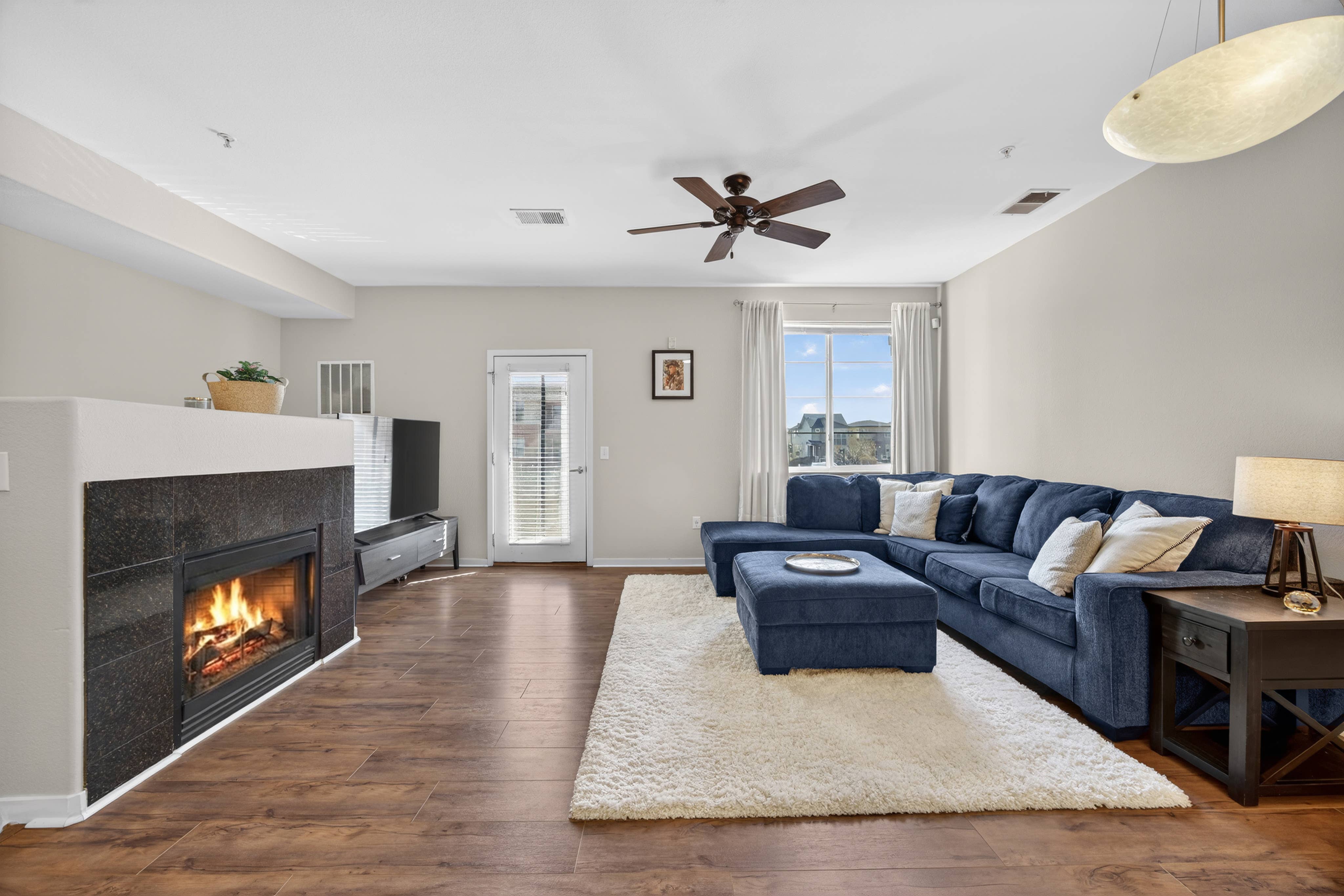 Fully Furnished Condo in Park Hill