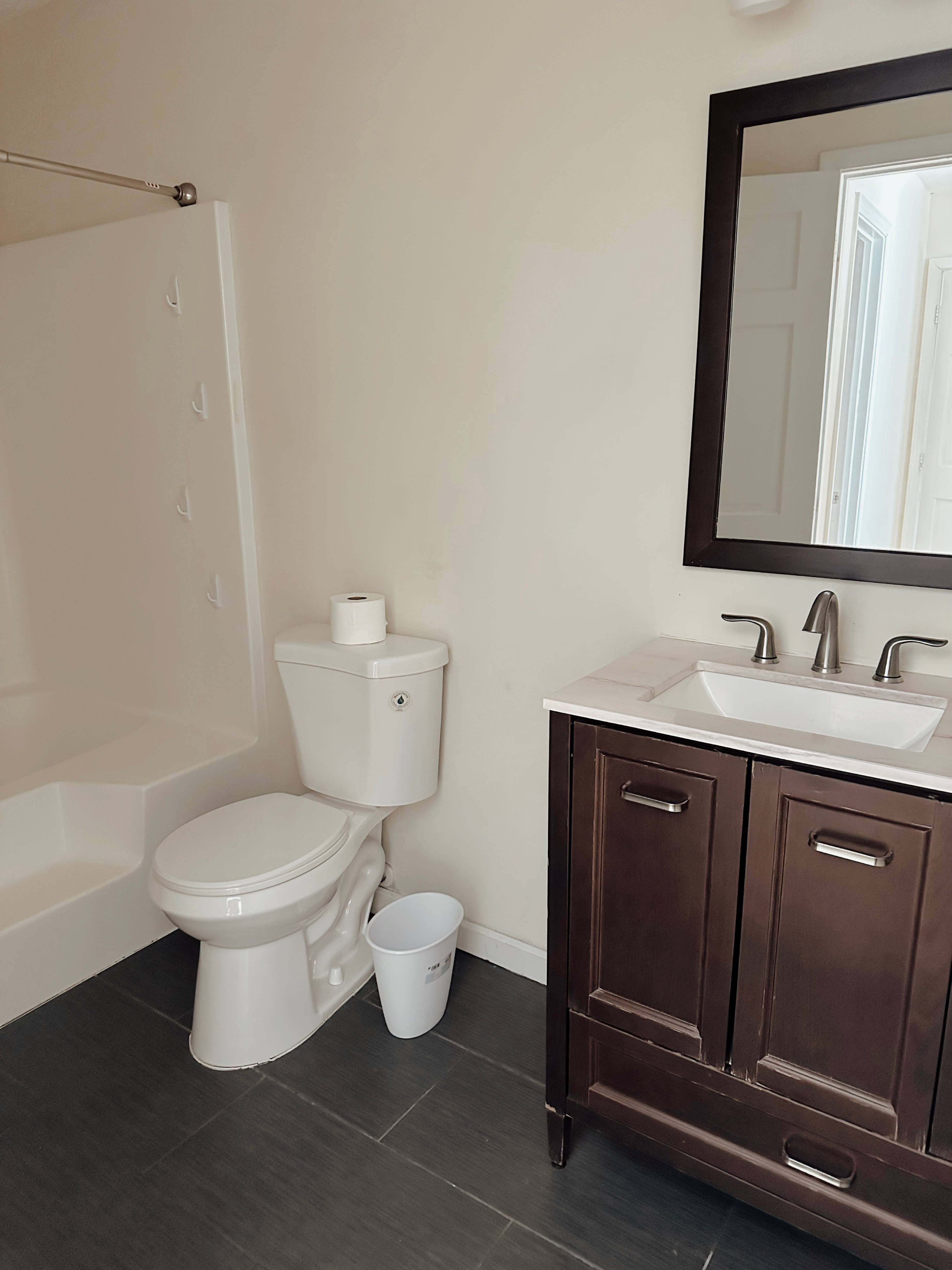 Large Suite available: MUST SEE