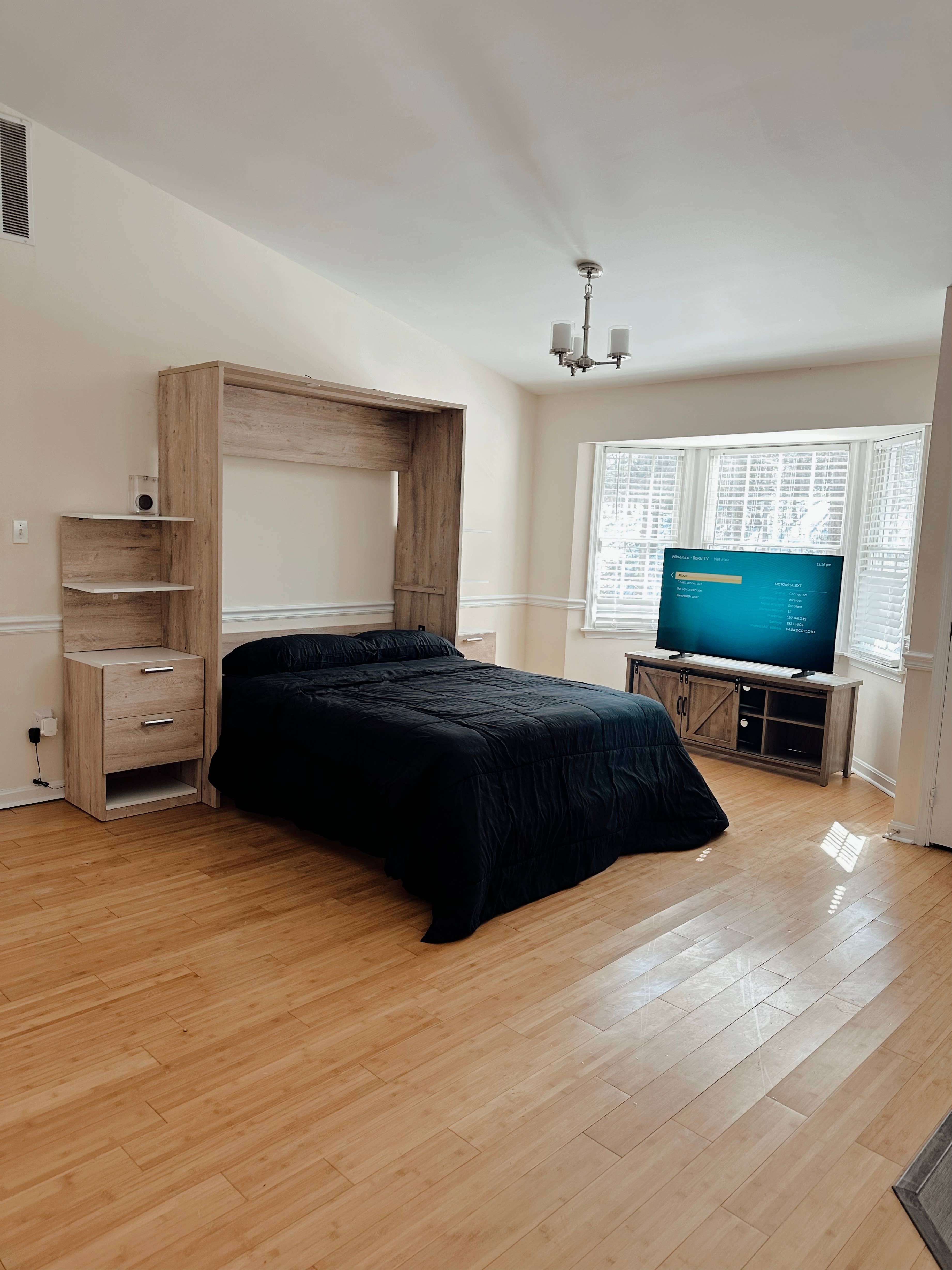 Large Suite available: MUST SEE