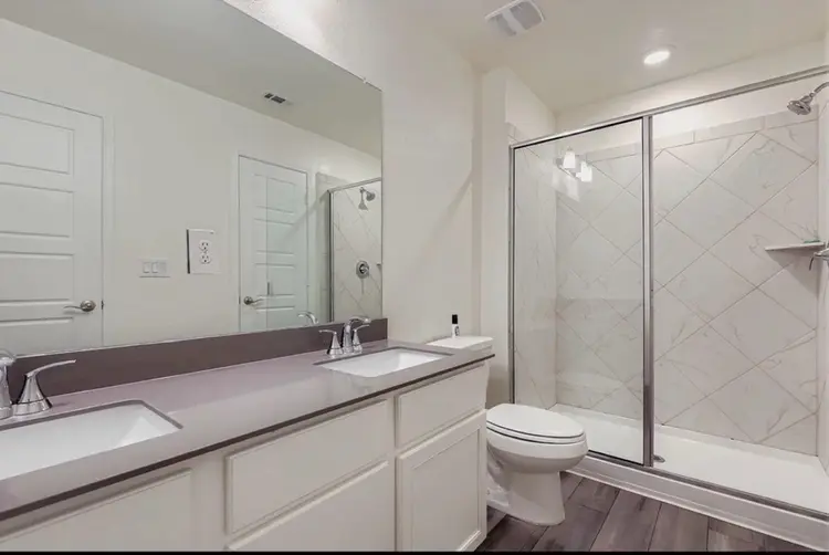 Room to rent in South Austin!