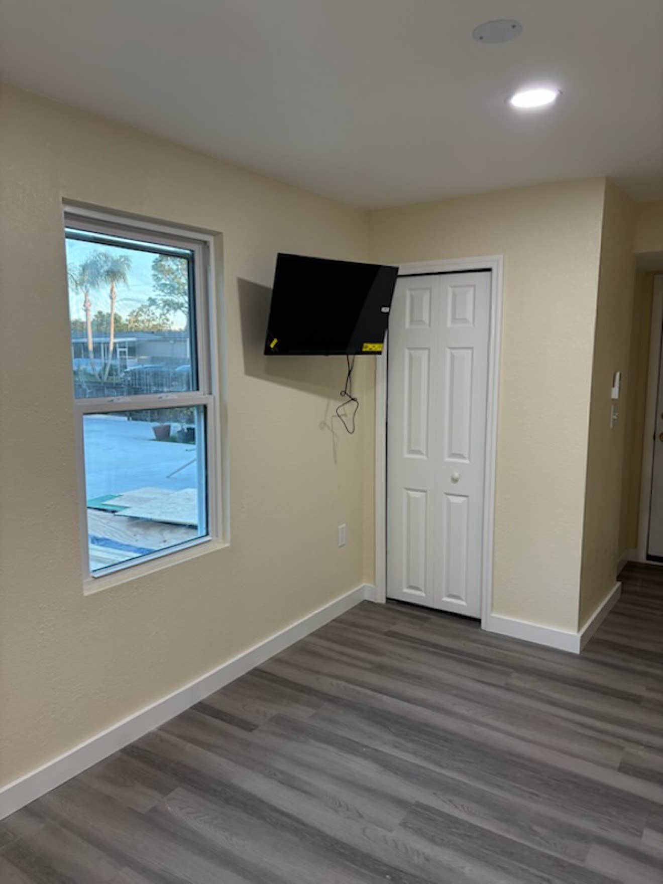 Room for rent with bathroom