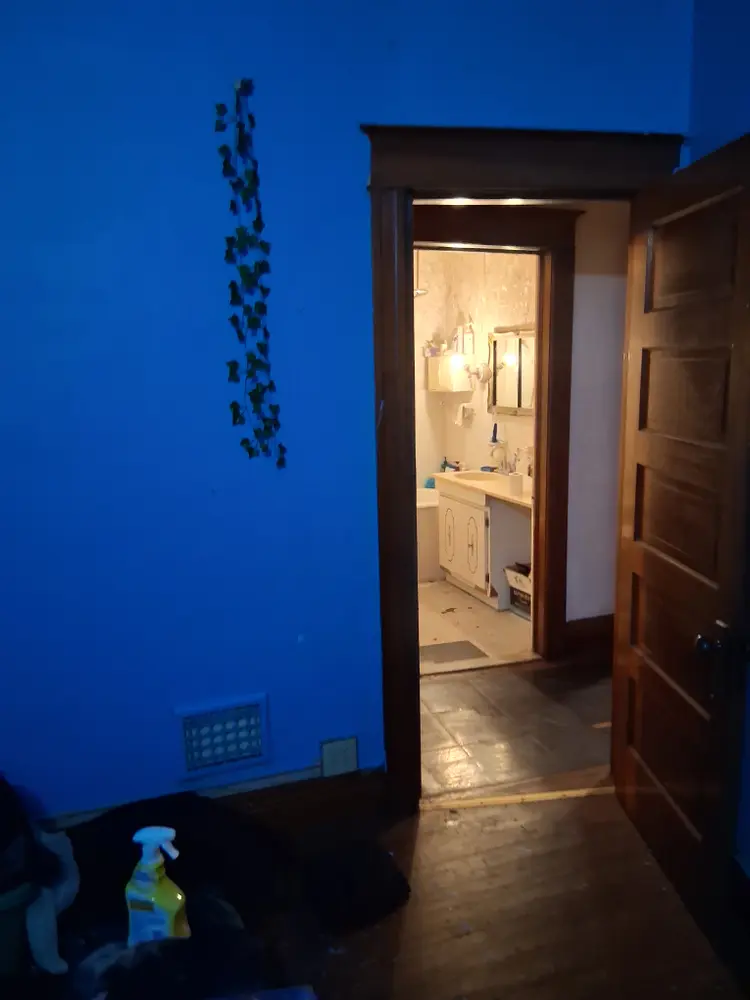 Mid sized room