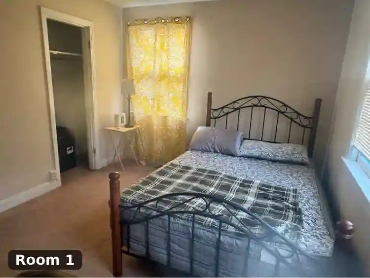 2 Available move in rooms